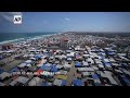 Tents crowd Mediterranean shore of Deir al-Balah as more Palestinian displaced arrive  - 01:01 min - News - Video