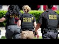 Federal agents raid pharmacy as part of opioid crackdown  - 01:29 min - News - Video