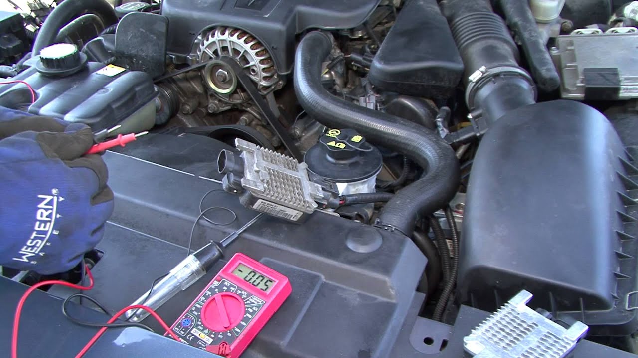 crown victoria radiator fan module troublehooting and ... 2010 mustang gt fuse diagram 