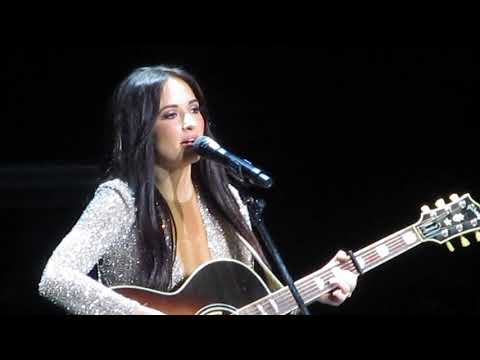 kacey musgraves - merry go ‘round (live in glasgow, scotland)