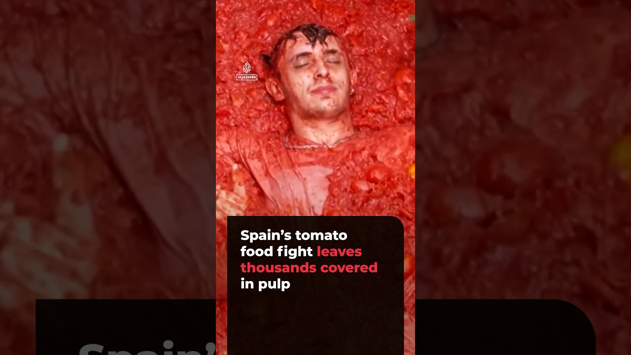 Spain’s tomato food fight leaves thousands covered in pulp