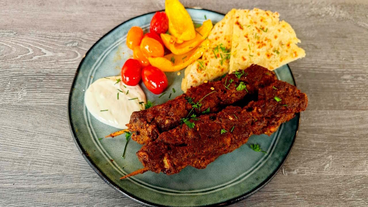 Zapomeň na stánkový kebab – tohle je Seekh Kebab jako z Dillí | @zadnyspeky