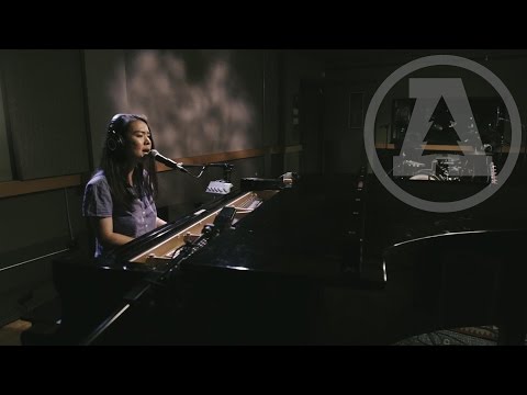 Mitski - Pearl Diver - Audiotree Live