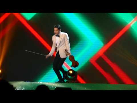 170703 Henry Lau solo violin @Thailand Headlines Person of the year 2016-2017