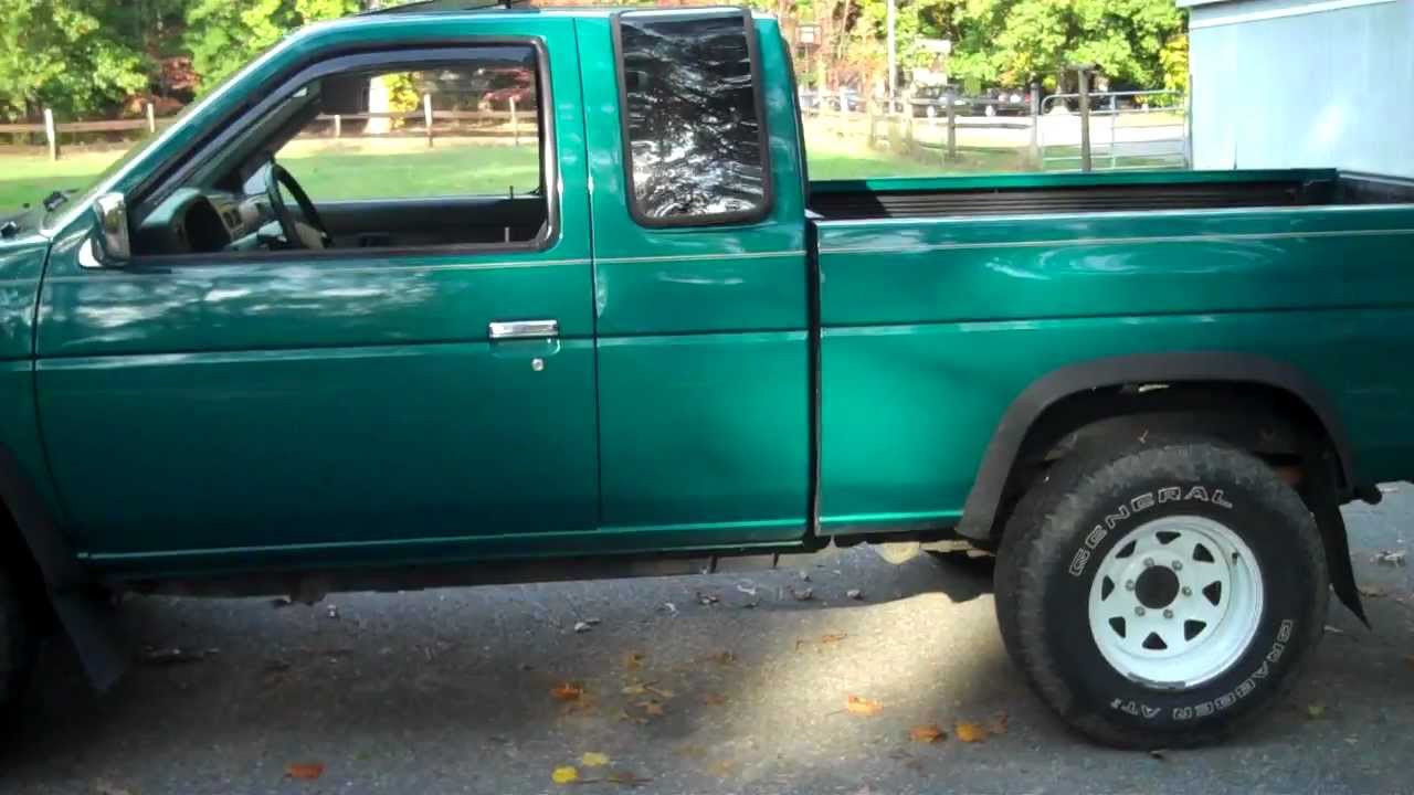 95 Nissan pickup camper shell #3