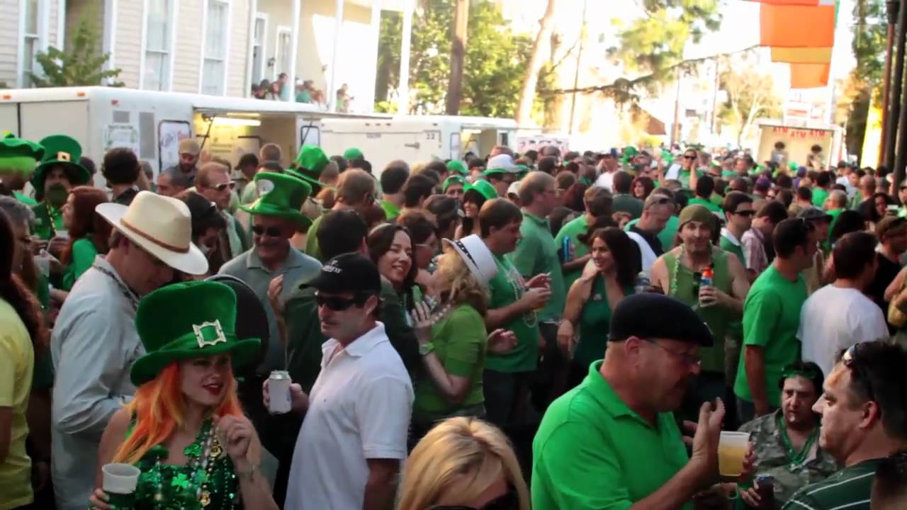 St. Patrick's Day in New Orleans - YouTube