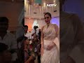 Bhumi Pednekar Goes Full Desi In A White Saree  - 00:42 min - News - Video