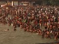 AP : Thousands In India Bathe In River For Kumbh Mela