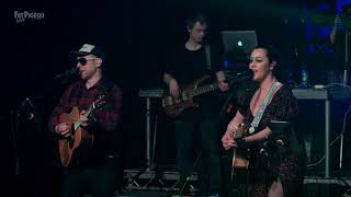 One Night In Nashville perform &#39;Wagon Wheel&#39; Live at Camp &amp; Furnace