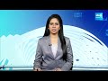 క్యాంపు కార్యాలయంలో ప్రజలతో మమేకం..| YS Jagan At Pulivendula Tour Day-2 @SakshiTV - 01:10 min - News - Video