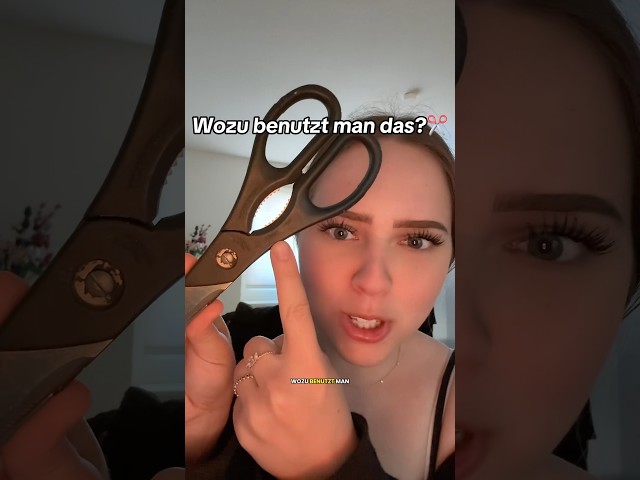 WAS ist denn DAS?!😭😂 #shortvideo #funny #comedy #omg #schere #spaß #frage #zacken #reagieren