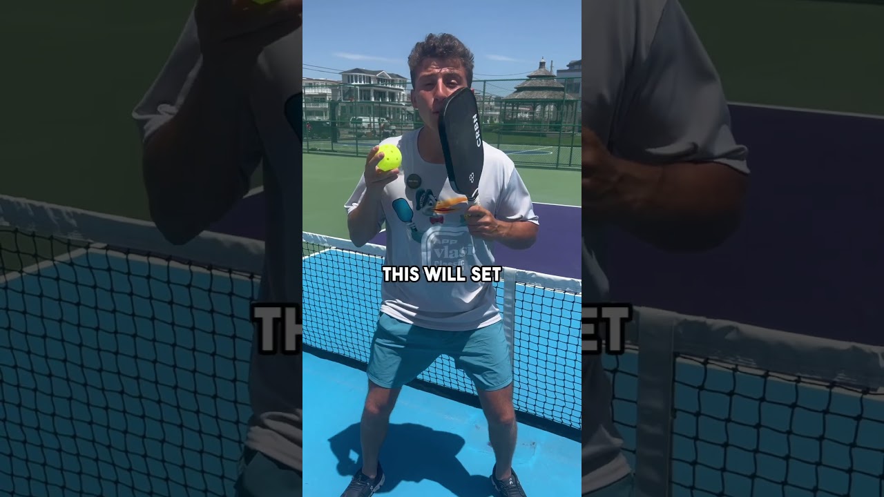 Where to AIM your serves? 🎯🎯 #pickleball #pickleballtips #shorts
