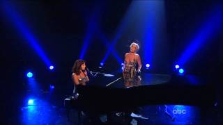 Sarah McLachlan &amp; Pink - Angel (live @ American Music Awards) 2008 (aac5.1 720p).mkv