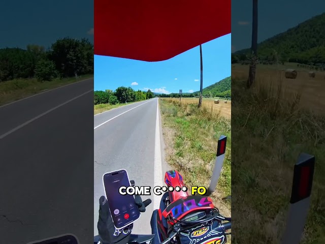Poteva andare meglio è….Spingereeee! (2,5km+150kg=insomma) 😂 #shorts  #supermoto #moto