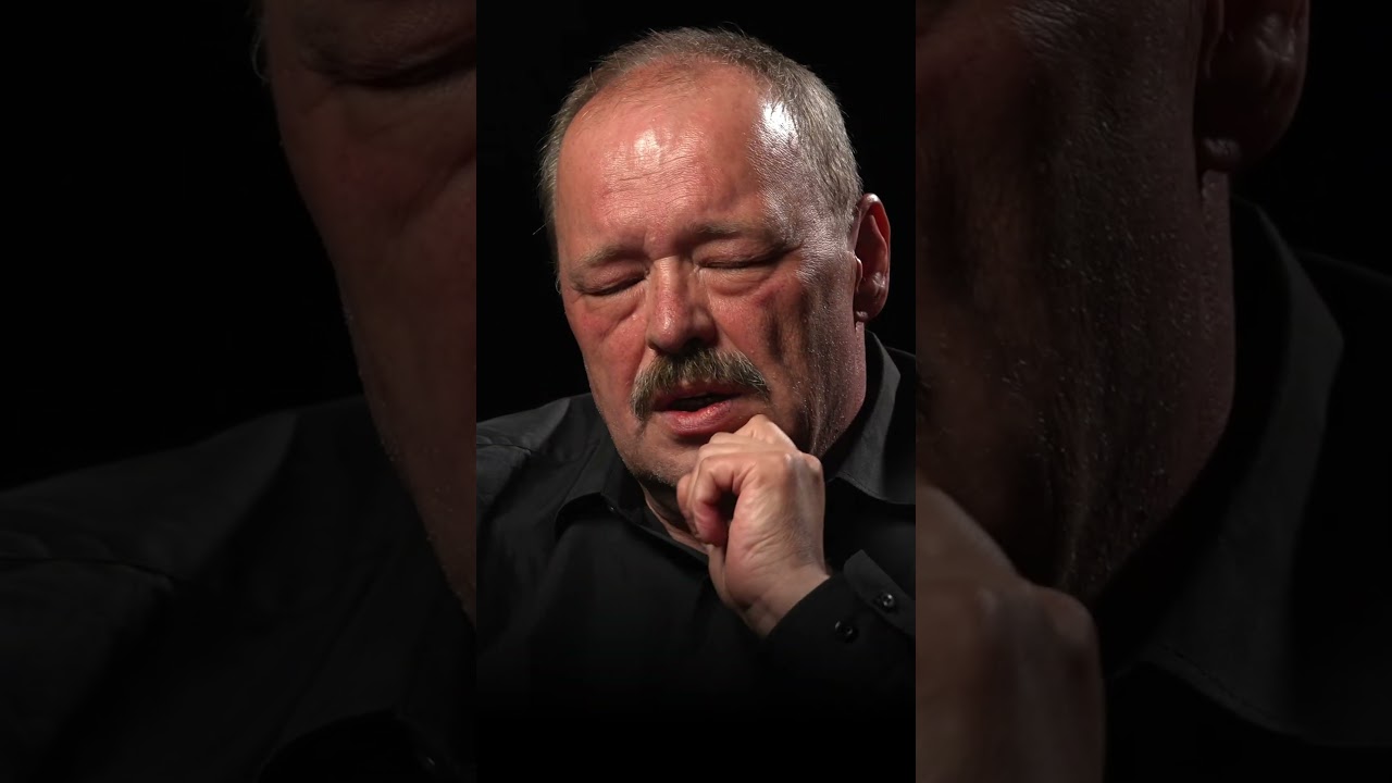 Pomaganie Biednym Prowadzi Do Kryzysu – ft. prof. Michał Kopczyński