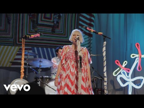 Sia - Clap Your Hands (Live At London Roundhouse)