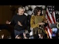 Watch : Obamas dance to 'Thriller' at White House Hallo...