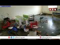 ఈవీఎంలను ధ్వంసం చేసిన వైసీపీ లీడర్లు ..! | YCP Leaders Breaks EVMs In Guntur | ABN Telugu  - 01:14 min - News - Video