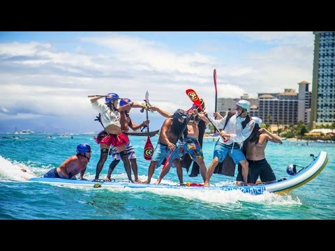 Crafty Team Surfing Comes to Oahu - Red Bull Party Wave 2015