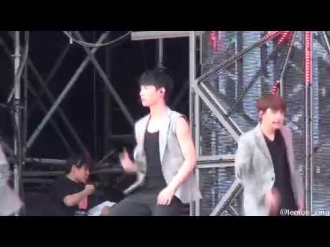 140815 SMTOWN EXO Let out the beast Lay focus