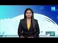ఊసరవెల్లి కన్నా డేంజర్ | CM Jagan Slams Chandrababu In Election Campaign | AP Elections | @SakshiTV  - 03:36 min - News - Video