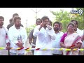 జగన్ కు ఫింగర్ చూపించి వార్నింగ్ ఇచ్చిన పవన్..! | Pawan Kalyan Shocking Reaction On Jagan | Prime9  - 07:06 min - News - Video