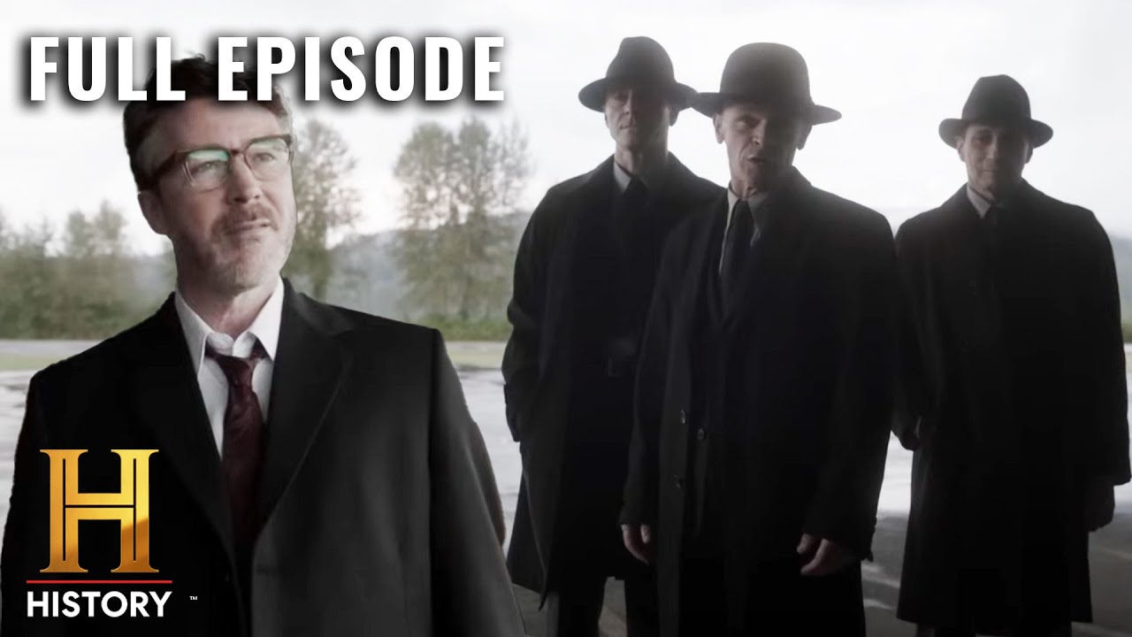 Men in Black Kidnap UFO Experts (S2, E5) | Project Blue Book | Full Episode
