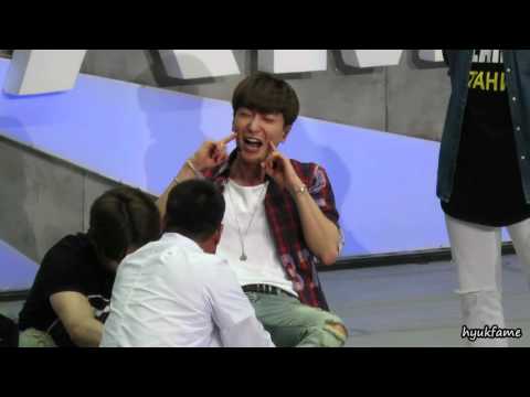 27/02/16 Super Junior Special Event “Super Camp” in Beijing - Foot Massage
