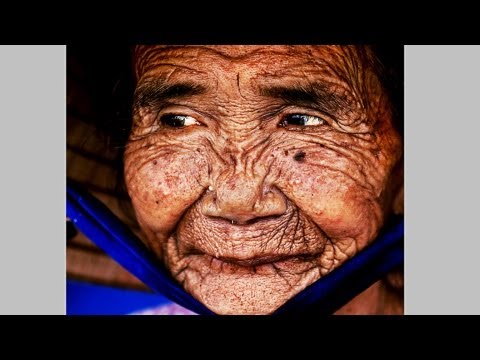 Како 100 годишна баба повторно се претвора во млада и убава девојка?