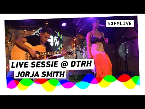 Jorja Smith - On Your Own | Live sessie op Down The Rabbit Hole 2018