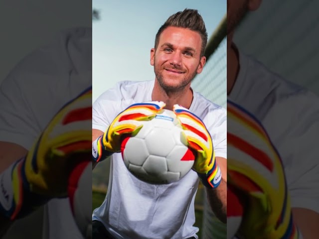 Qual è stata la tua parata più bella di quando eri portiere? 🤙🏻⚽️Verifichiamo #bellagianda