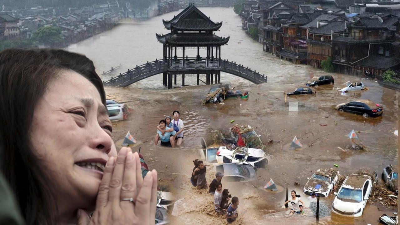 Top 40 minutes of natural disasters caught on camera. Most flood in history. Cina