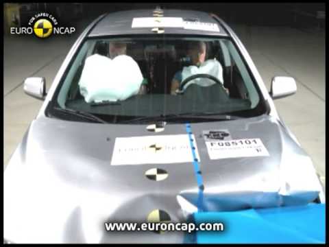 Teste de acidente de vídeo Mitsubishi Lancer desde 2007