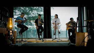 Tierra Sagrada (feat. Valeria Castro & Pedro Guerra)