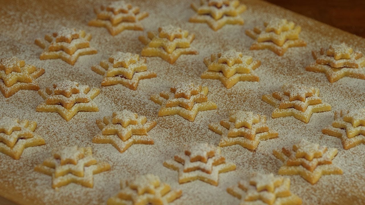 The Best Linzer Cookies – Proven Christmas Recipe