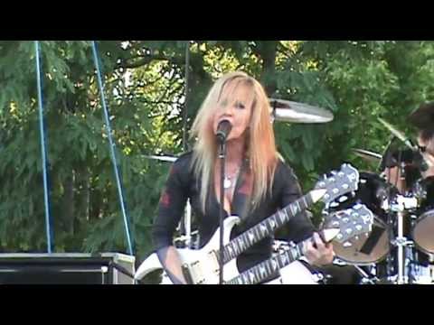 Youtube lita ford kiss me deadly live #7