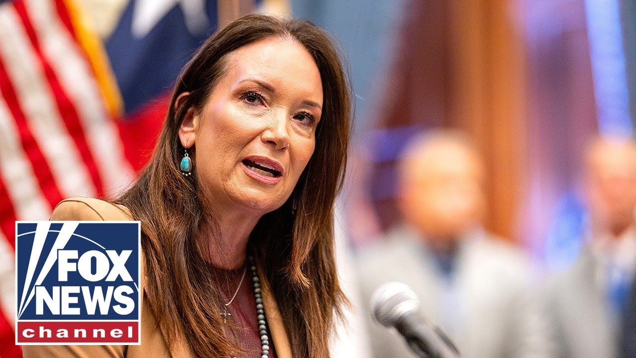 ‘RIGHT AT THE CLIFF’: Agriculture secretary issues DIRE shutdown alert