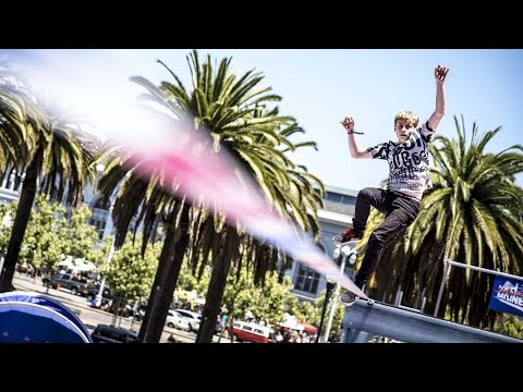 Highlining Meets Tricklining in San Francisco - Red Bull Baylines
