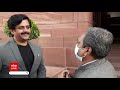 Ravi Kishans sharp response over Akhilesh Yadavs red cap remark  - 03:18 min - News - Video