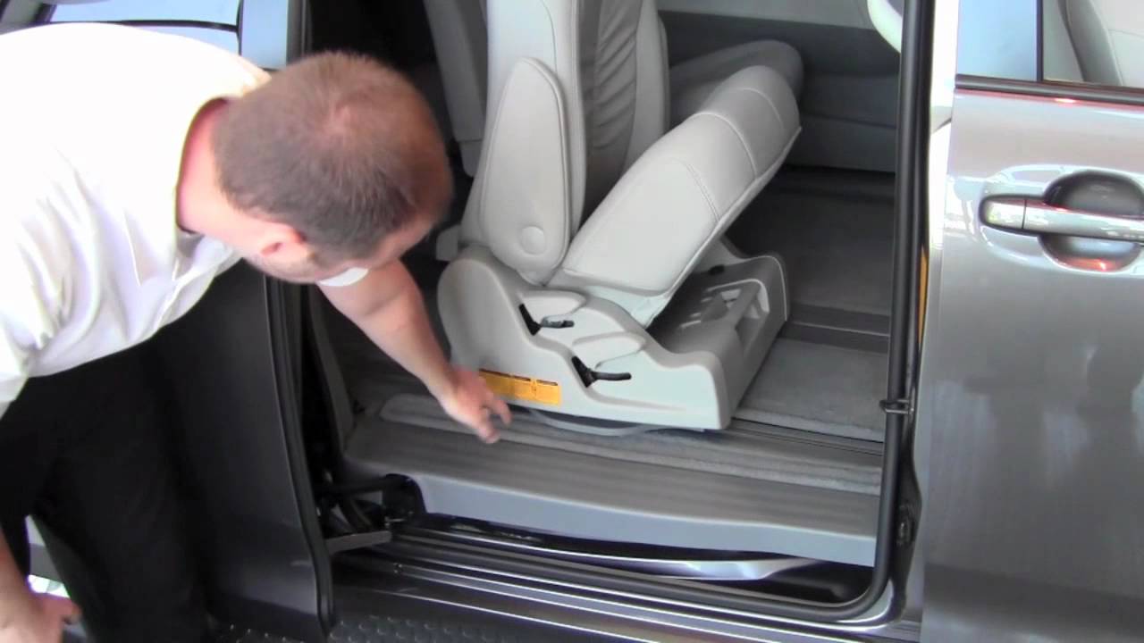 toyota sienna 2nd row seat removal #2