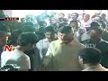Watch: CM Chandrababu meets family members of demised Devineni Nehru;paid floral tributes