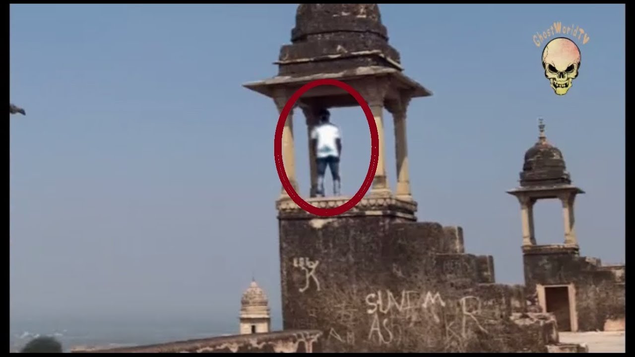 Ghost Caught On Tape In Gwalior Fort INDIA Real Ghost Activity Caught ghost-caught-on-tape-in-gwalior-fort-india-real-ghost-activity-caught