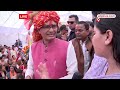 Elections 2024: विदिशा लोकसभा सीट पर चुनाव प्रचार करने अपनी पत्नी संग पहुंचे शिवराज सिंह चौहान  - 02:33 min - News - Video