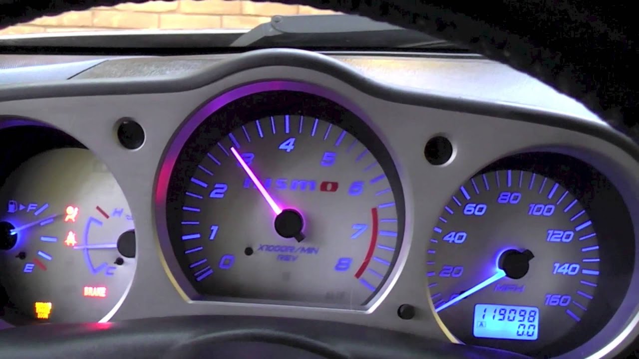 Nissan 350z custom gauges #4
