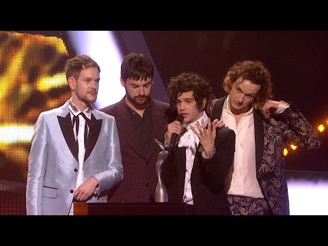 The 1975 win British Group | The BRITs 2017