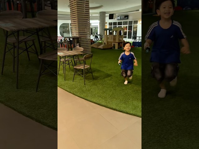 ลืมนาฬิกาไว้ที่Victoria Garden…เพิ่งนึกขึ้นได้ตอนสามทุ่มครึ่ง😅