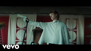 Tomorrow Is Closed ~ Nothing But Thieves (Official Music Video)
