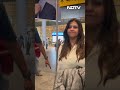 Ektaa Kapoor Poses With Her International Emmy Award At The Airport  - 00:42 min - News - Video