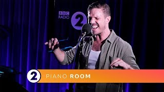 Jake Shears - I Dont Feel Like Dancin&#39; (Radio 2 Piano Room)