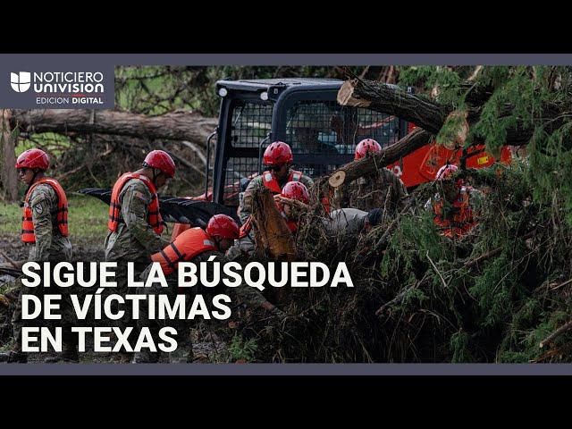 Indocumentados se unen a las labores de rescate en zonas devastadas por las inundaciones en Texas